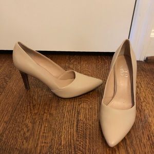 Franco Sarto nude pumps